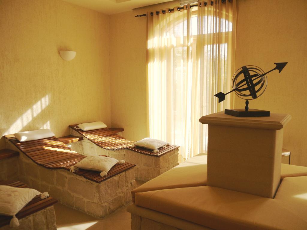 3 Bedroom Villa Madelini With Private Pool, Aphrodite Hills Resort 코우클리아 외부 사진